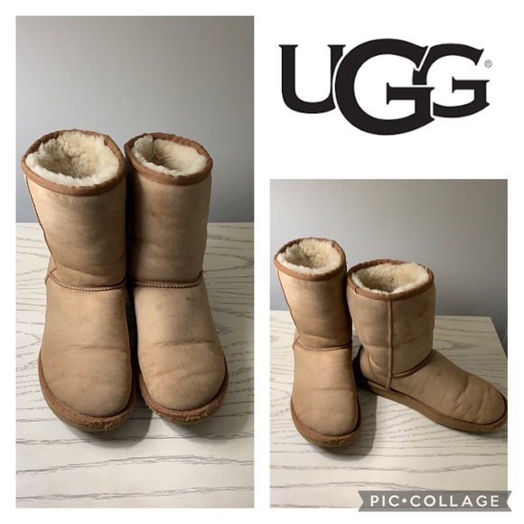 UGG Shoes - UGG Suede Short  Boots